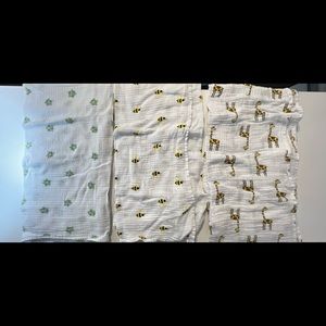 3 Aiden and Anais Muslin Swaddle Blankets